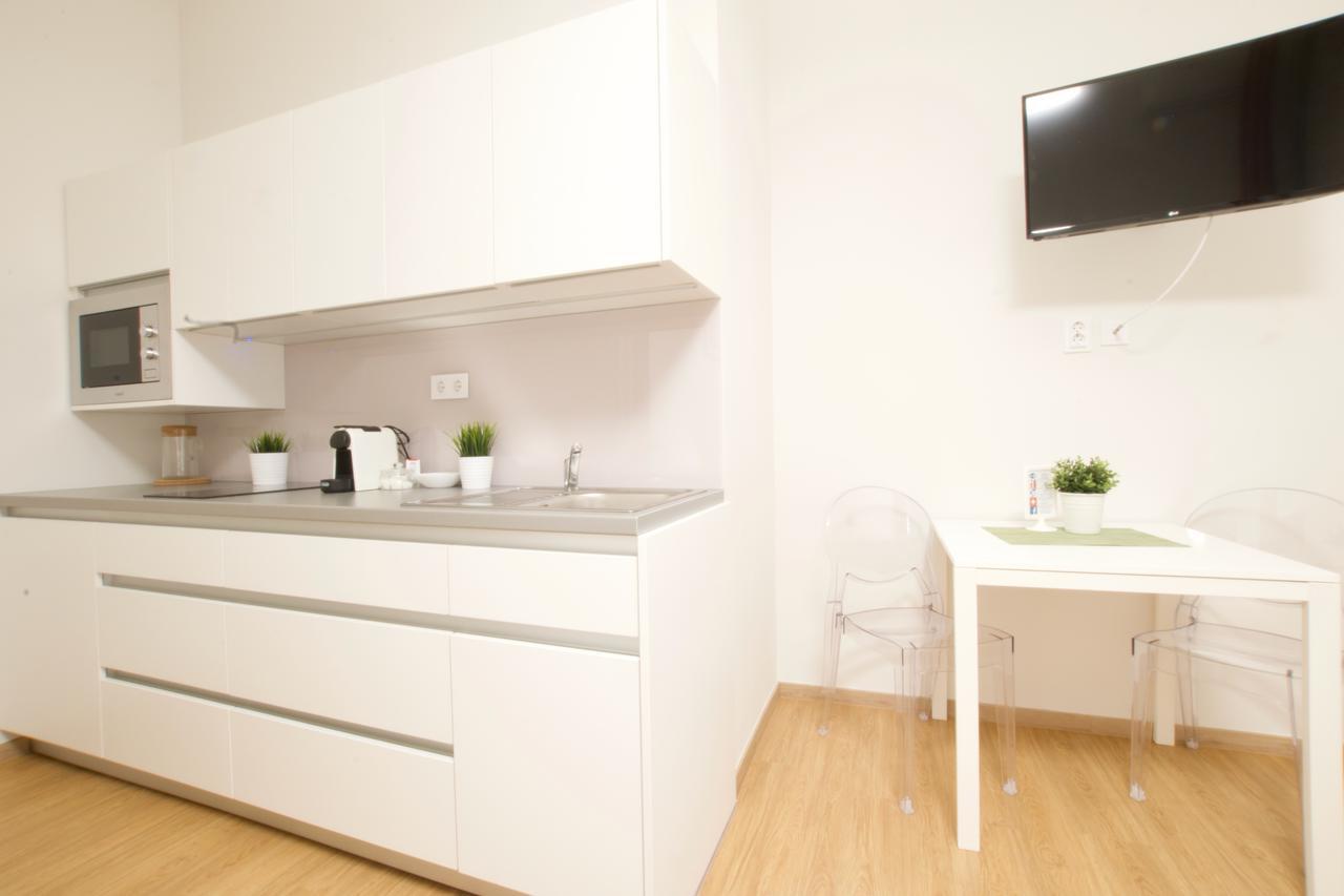 Europest Luxury Suites Budapeste Exterior foto
