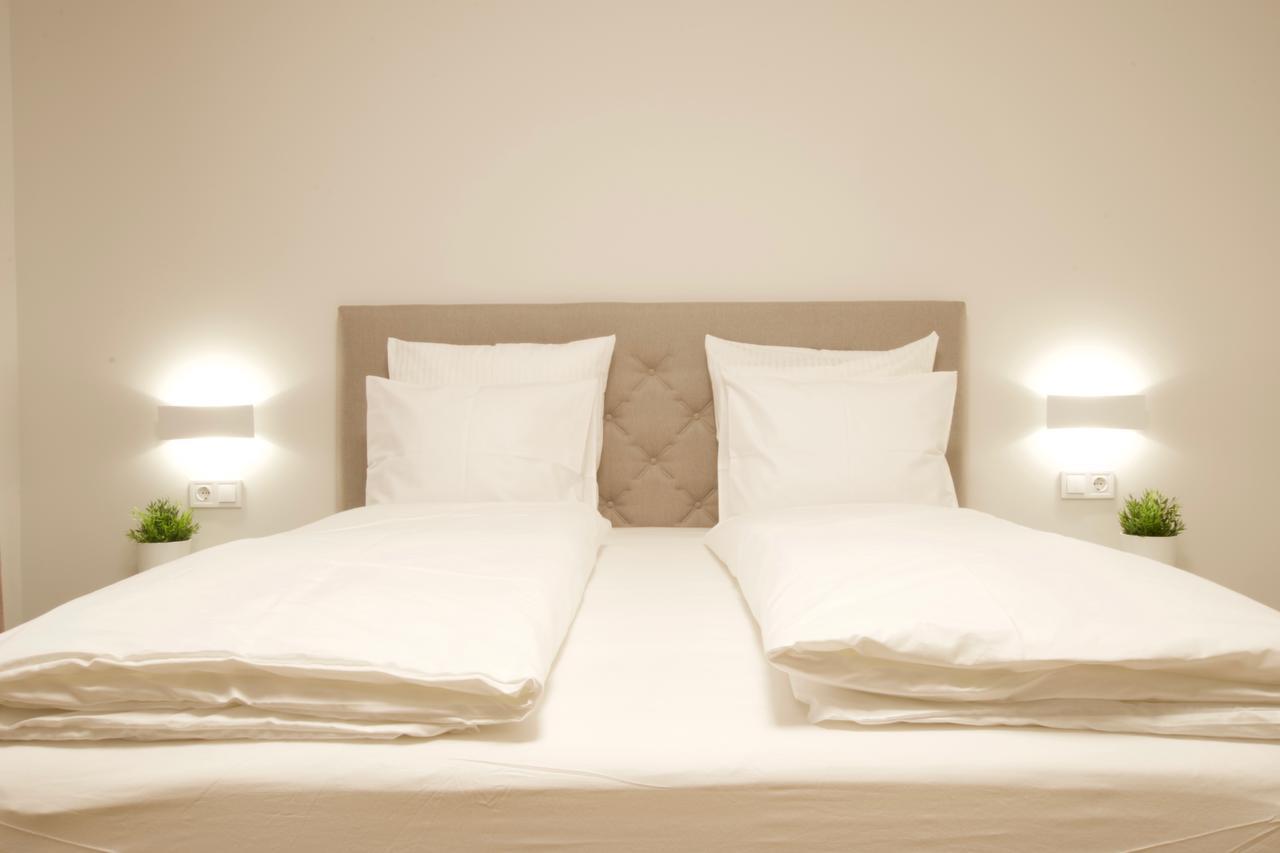 Europest Luxury Suites Budapeste Exterior foto