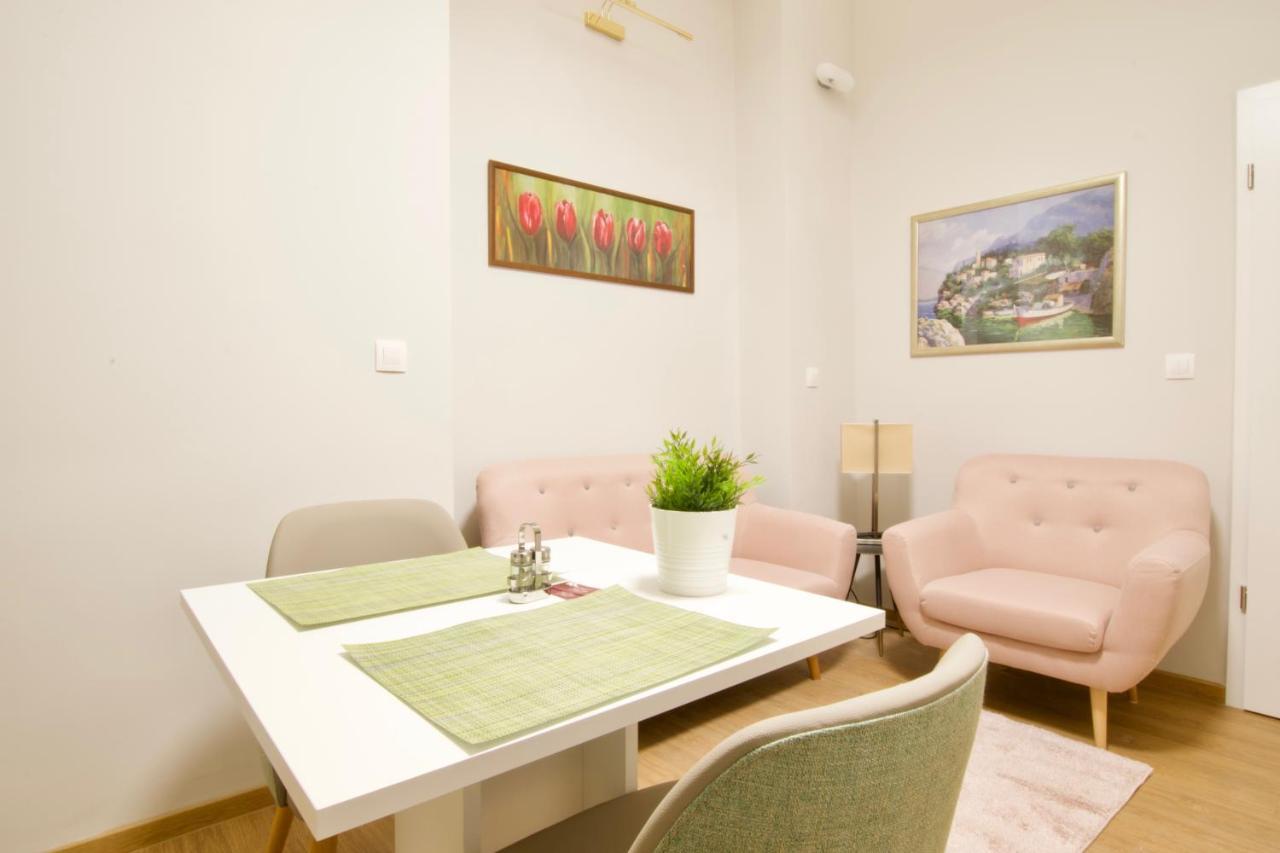 Europest Luxury Suites Budapeste Exterior foto